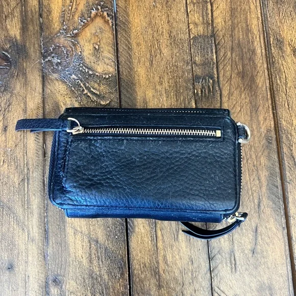 Vera Bradley Black and Cream Floral Key & Card Holder - Picture 4 of 5